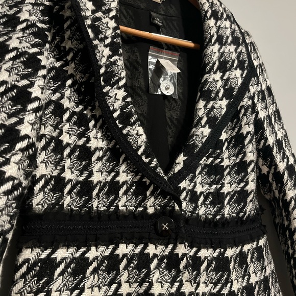 White House black-market houndstooth black and white tweed jacket - Picture 2 of 6